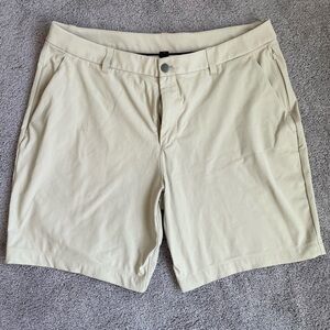 Lululemon ABC Classic Fit Short 9” Tan 38
